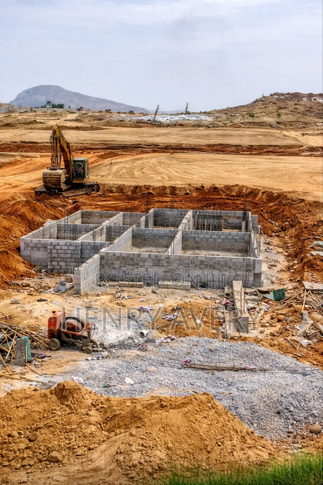 Land in Hutu