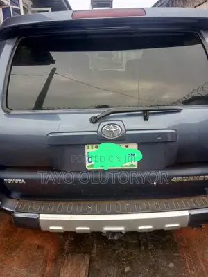 Toyota 4-Runner Limited V6 4x4 2005 Gray