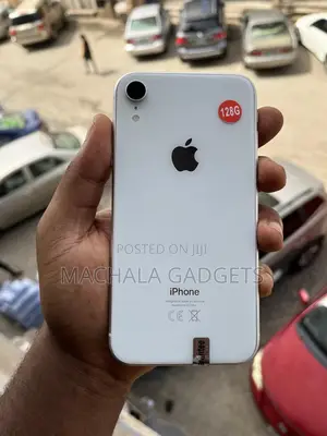 Apple iPhone XR 128 GB White