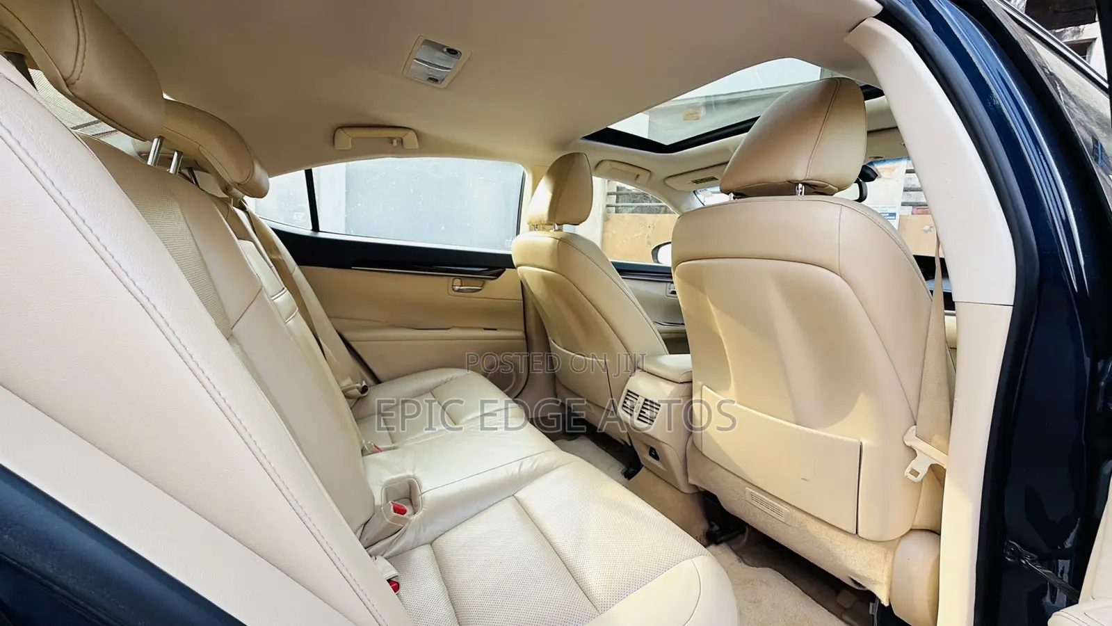 Lexus ES 2014 Blue