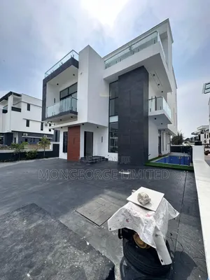 5bdrm Duplex in Ikota for sale