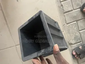 150mm X 150mm Plastic Cube Mode