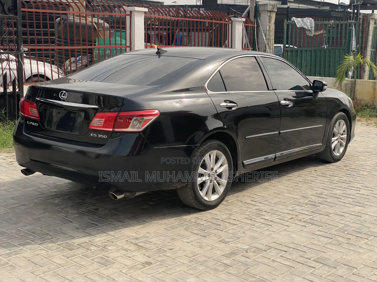 Lexus ES 350 2011 Black