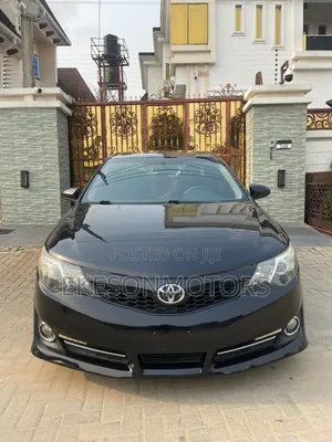Toyota Camry SE 4dr Sedan (2.5L 4cyl 6A) 2013 Black