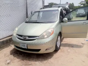 Toyota Sienna XLE AWD 2006 Green