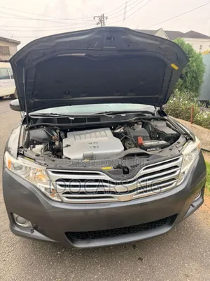 Toyota Venza V6 AWD 2011 Gray