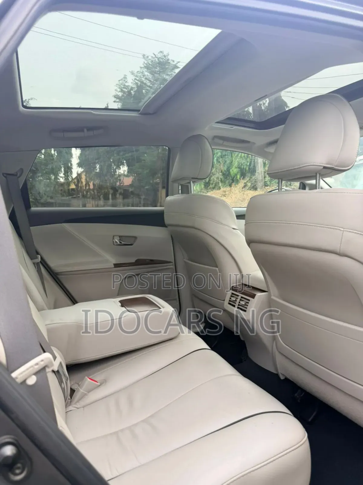 Toyota Venza V6 AWD 2011 Gray
