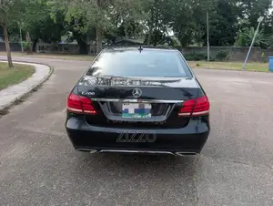 Mercedes-Benz E200 2016 Black