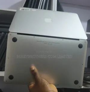Laptop Apple MacBook Air 2012 4GB Intel Core i5 SSD 128GB
