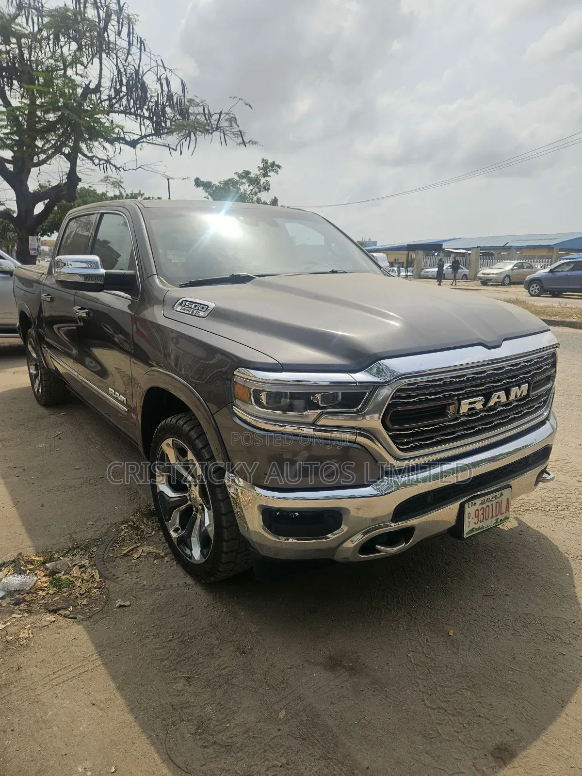 Dodge RAM 2019 Brown