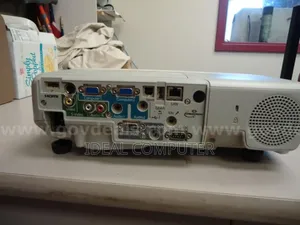 Epson Powerlite 95 Xga 3lcd Projector