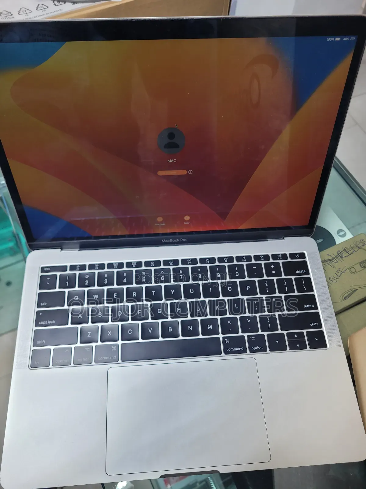 Laptop Apple MacBook Pro 2017 16GB Intel Core i5 SSD 256GB