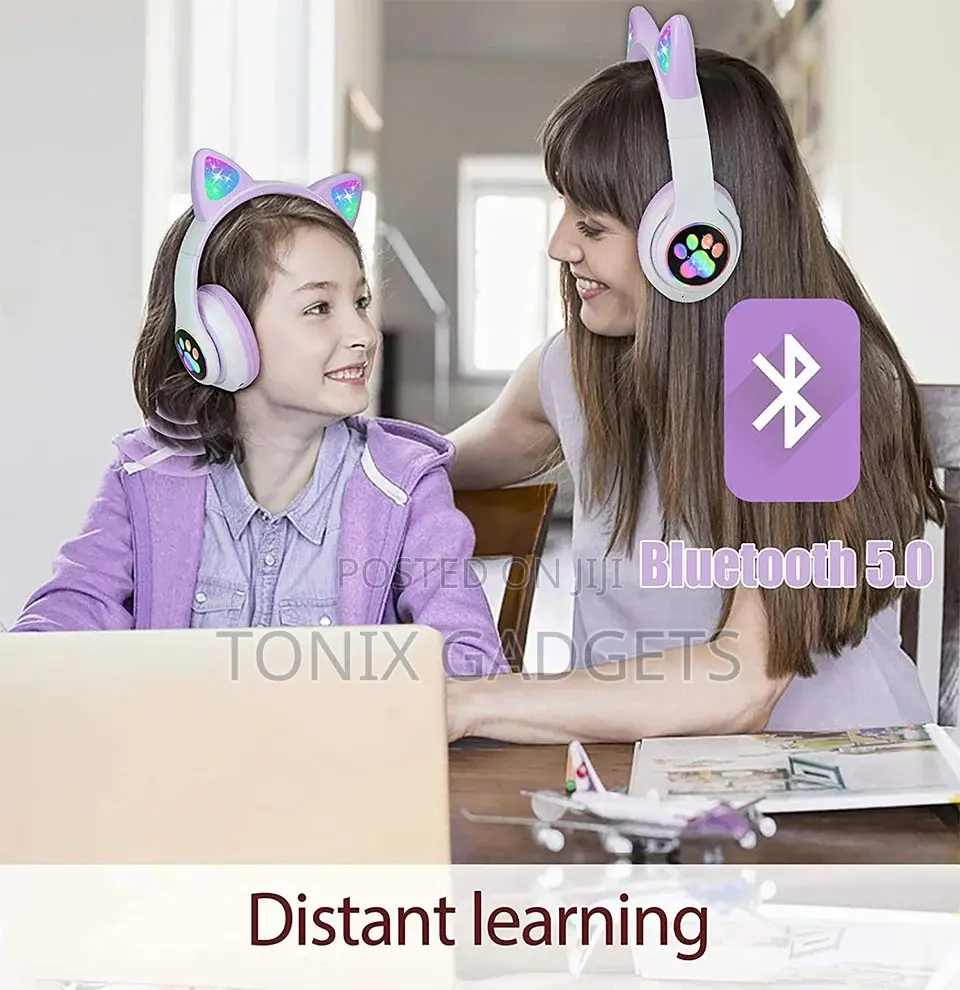 Wireless Cat Headset With RGB Light (Purple)