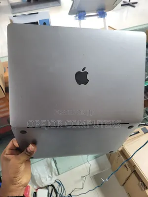 Laptop Apple MacBook 2007 8GB Intel Core i5 SSD 256GB