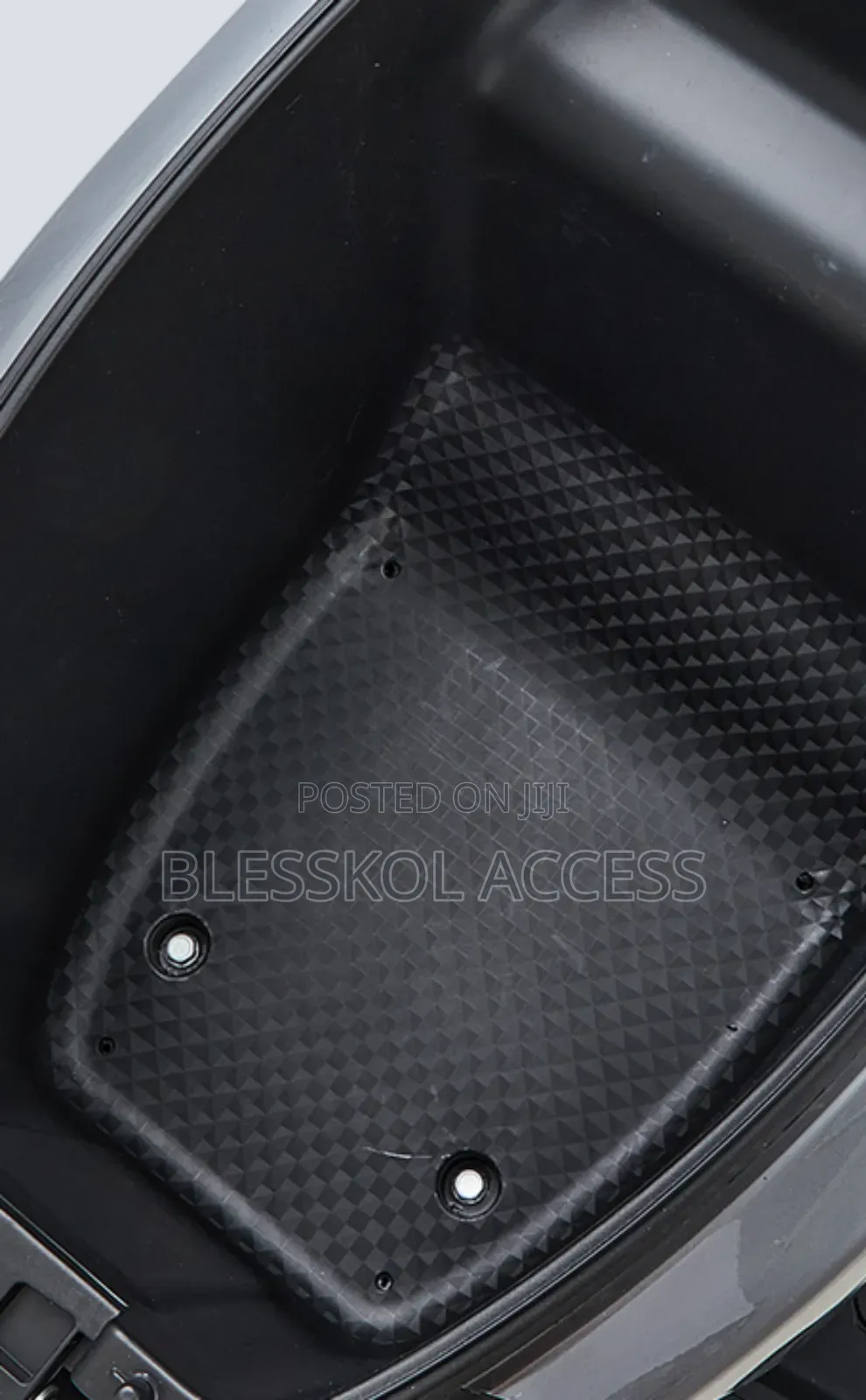 New Revoo A12 2025