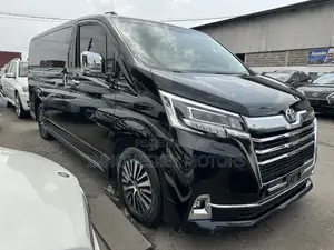 Toyota Granvia 2023 Black