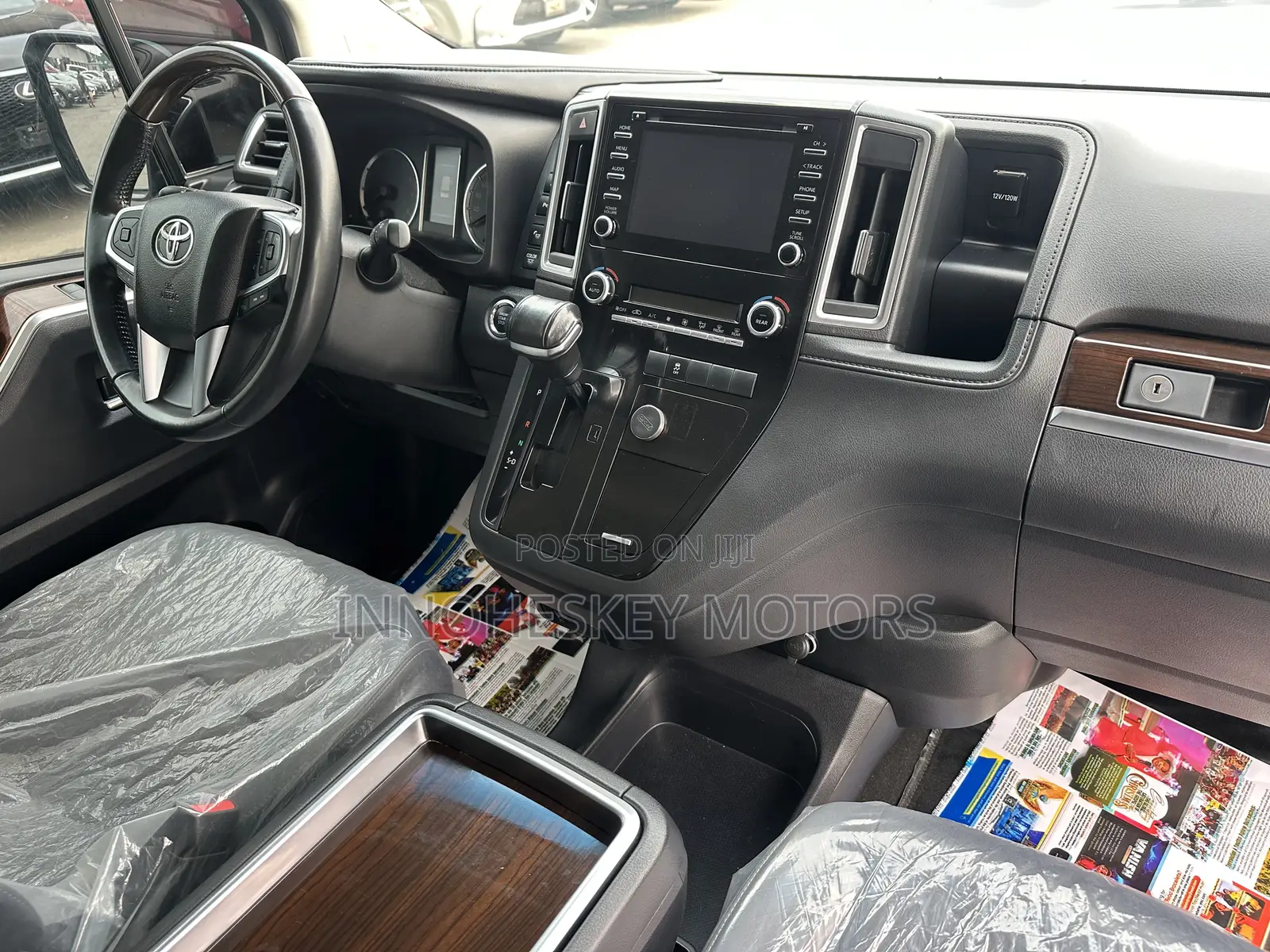 Toyota Granvia 2023 Black