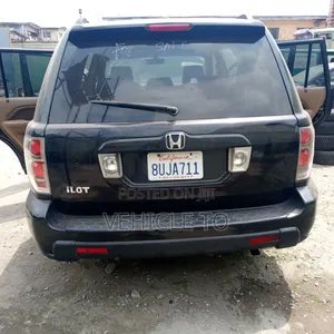 Honda Pilot 2005 Black
