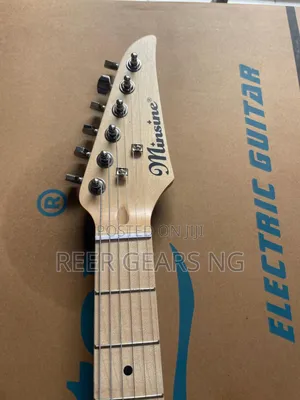 White Minsine Ms-100 Electric Guitar