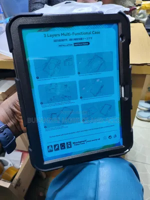 iPad 10th/11th Gen Defender Pouch