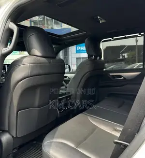 Lexus LX 600 2022 White