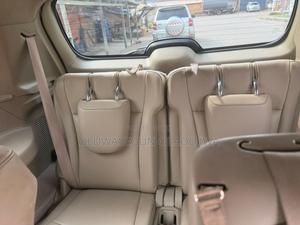 Toyota Highlander SE 2011 White