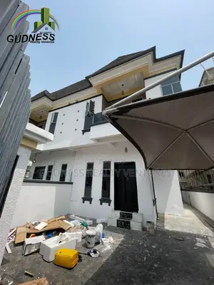 4bdrm Duplex in Ikota for rent