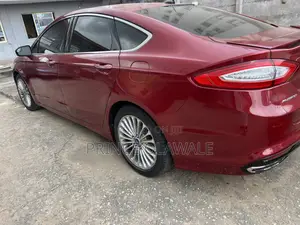 Ford Fusion 2015 Red
