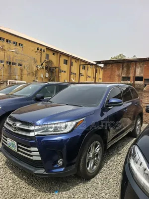 Toyota Highlander Limited 4dr SUV (3.5L 6cyl 6A) 2015 Blue