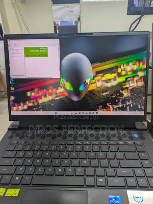 Laptop Dell Alienware M15 R6 16GB Intel Core i7 SSD 500GB