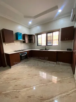 Furnished 3bdrm Apartment in Main Gusape, Guzape District for rent