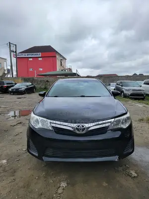 Toyota Camry LE 4dr Sedan (2.5L 4cyl 6A) 2012 Black