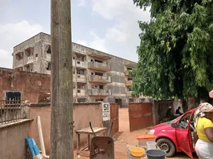 3bdrm Block of Flats in Benin City for rent