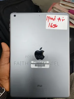 Apple iPad Air 16 GB Silver
