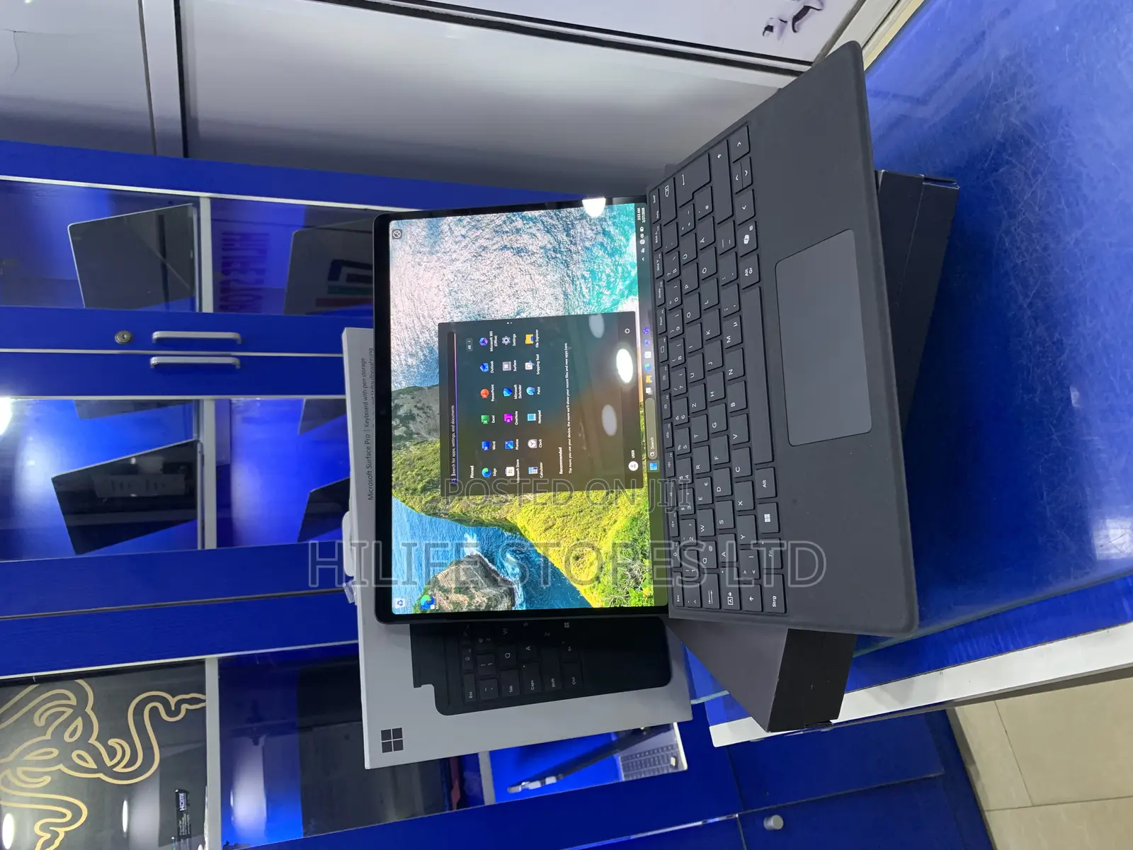 Laptop Microsoft Surface Pro 11th Edition, a Copilot+ PC 16GB SSD 512GB