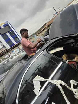 C300 2015 Panoramic Roof Glass Services At Chimatex
