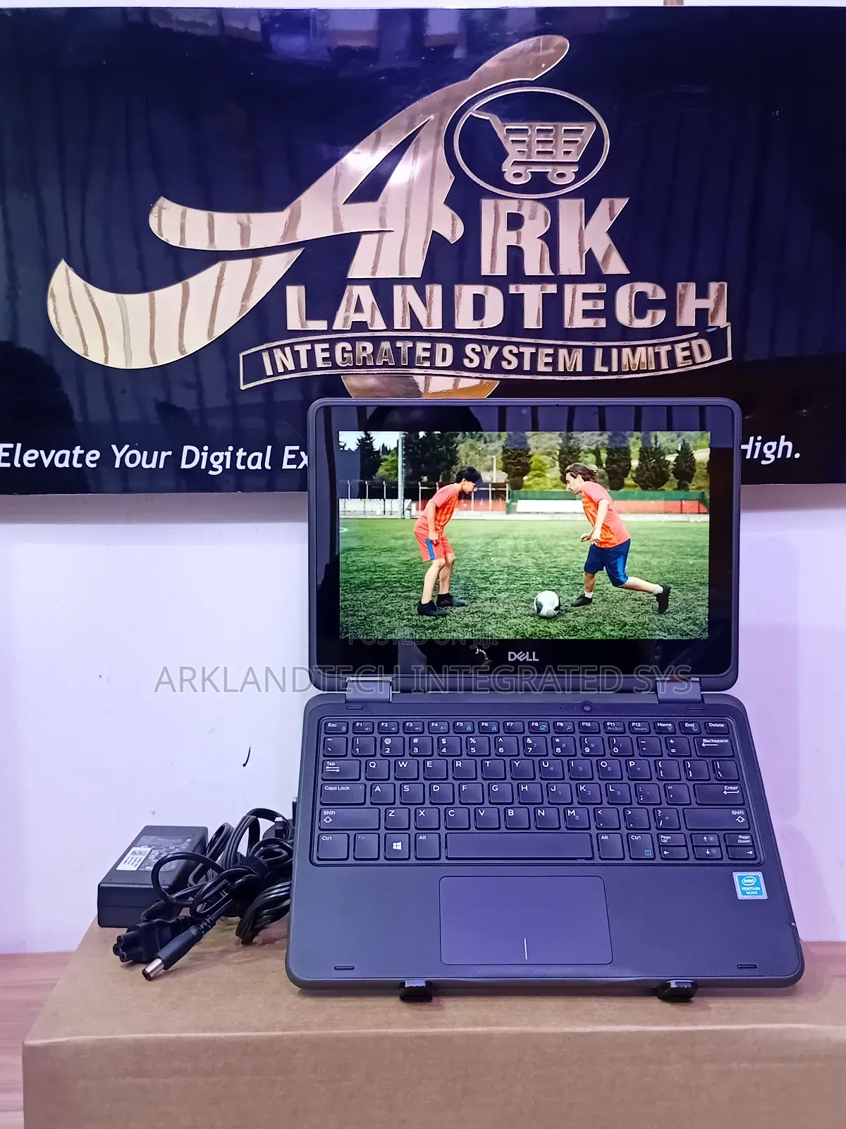 Laptop Dell Latitude Z 8GB Intel Pentium SSD 256GB