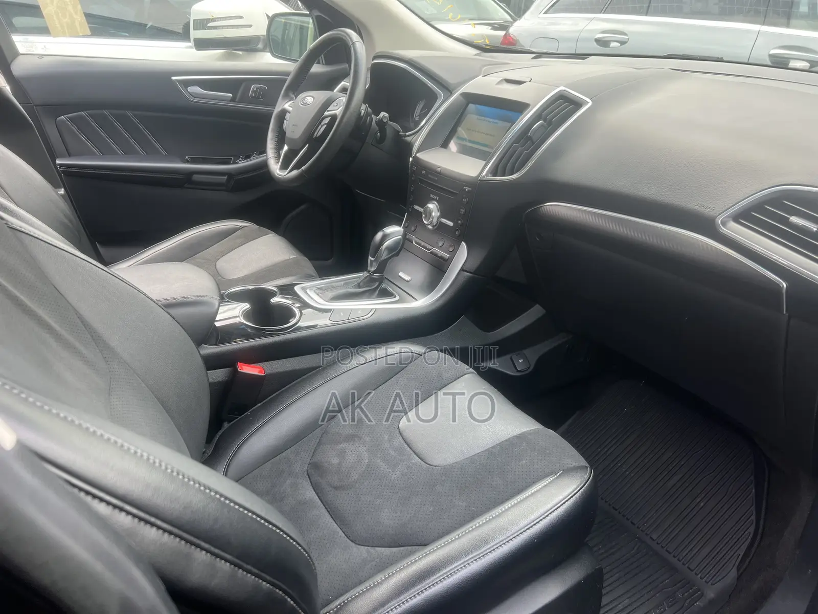 Ford Edge SE AWD 2019 Gray
