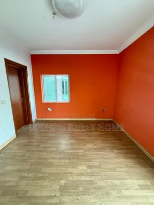3bdrm Block of Flats in Ahmadu Bello Way for rent