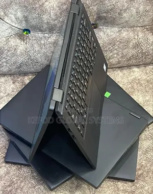 Laptop Dell Latitude 7390 8GB Intel Core i5 SSD 256GB