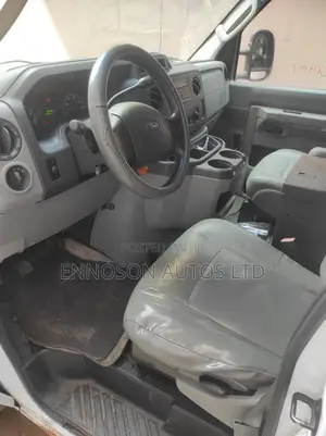 Ford E-150 2012 White