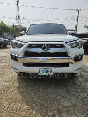 Toyota 4-Runner Limited 2WD 2012 White
