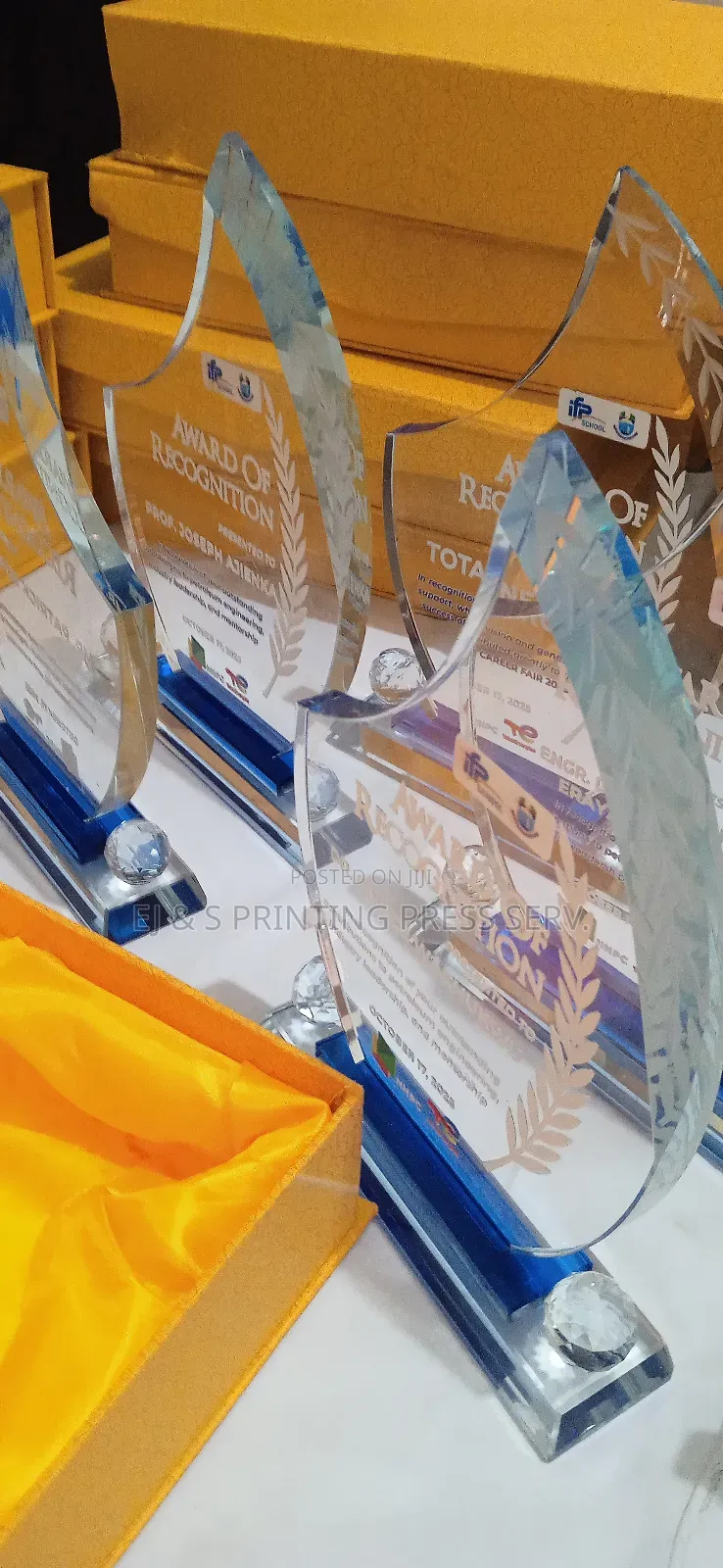 Crystal Award.Plaques