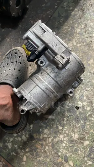 Ac Compressor for Mercedes Benz Gls450 2020 Model