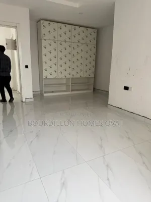 3bdrm Apartment in Ikate Lekki Lagos for rent