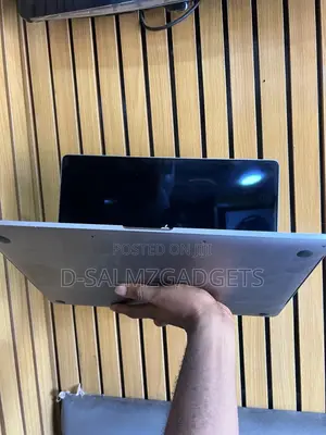 Laptop Apple MacBook 2019 16GB Intel Core i9 SSD 512GB