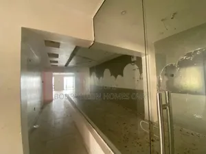 2bdrm Apartment in Lekki Phase 1 for rent