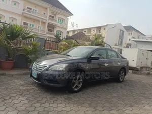 Nissan Sentra 2013 Black