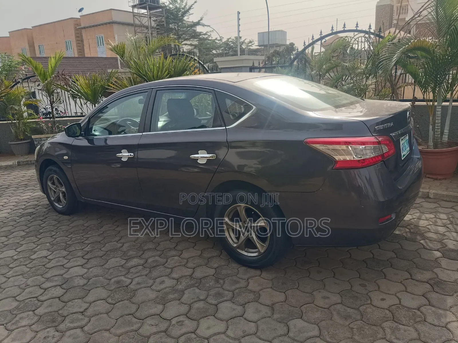 Nissan Sentra 2013 Black