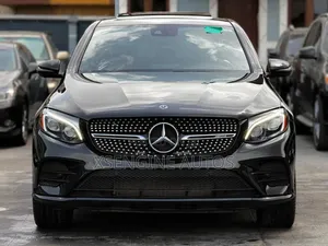Mercedes-Benz GLC-Class 2017 Black